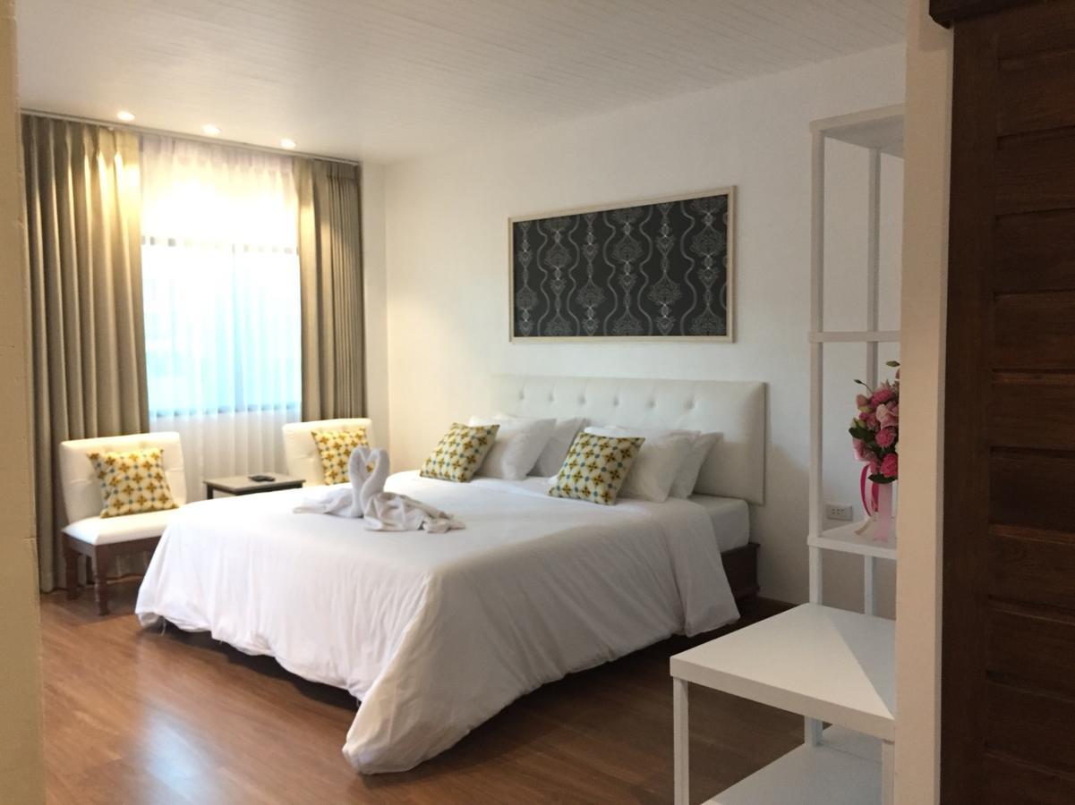 Phetcharat Grand Hotel Maesot Mae Sot Eksteriør billede