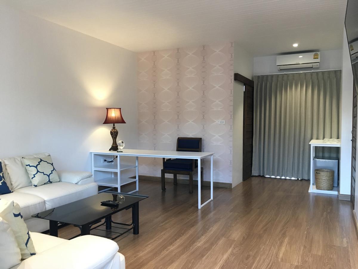 Phetcharat Grand Hotel Maesot Mae Sot Eksteriør billede