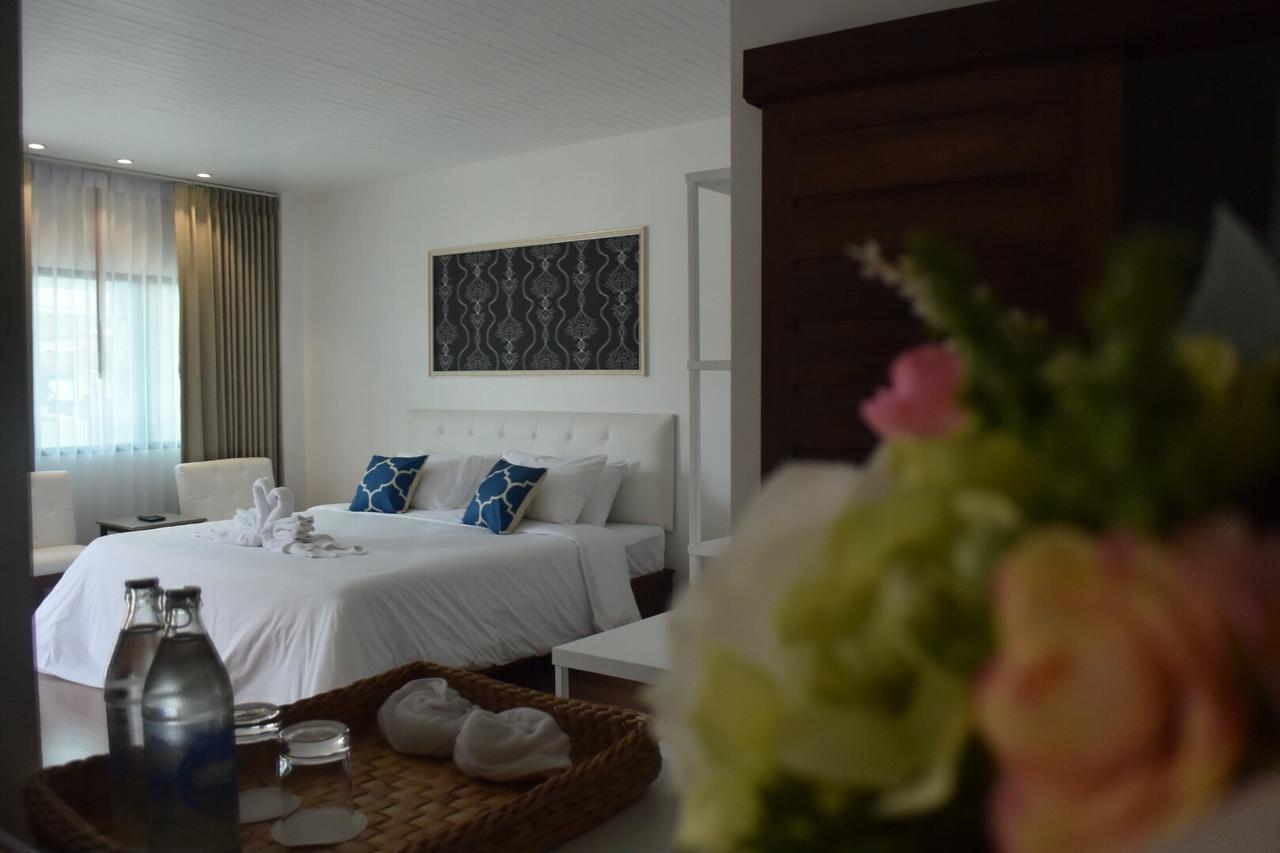 Phetcharat Grand Hotel Maesot Mae Sot Eksteriør billede