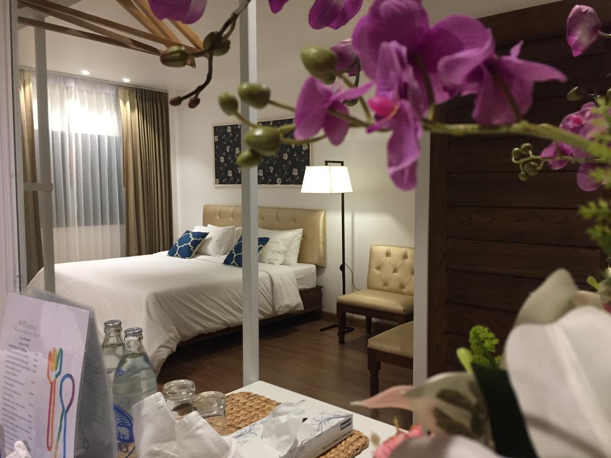 Phetcharat Grand Hotel Maesot Mae Sot Eksteriør billede